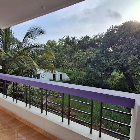 Lobo'S Guesthouse كافيلوسِم المظهر الخارجي الصورة
