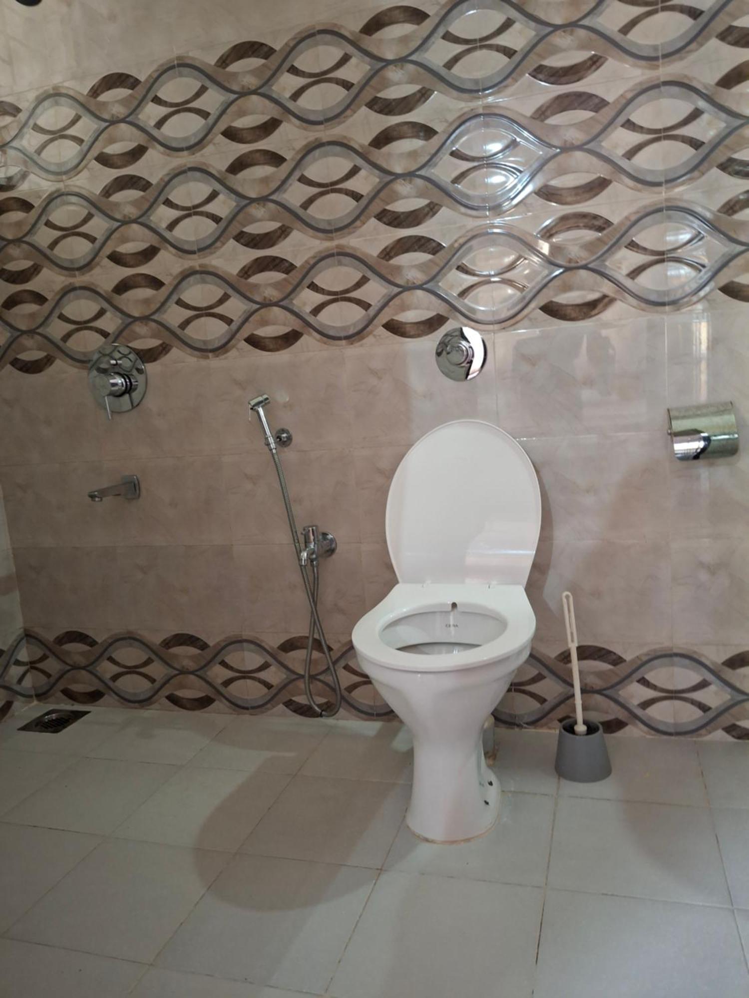 Lobo'S Guesthouse كافيلوسِم المظهر الخارجي الصورة