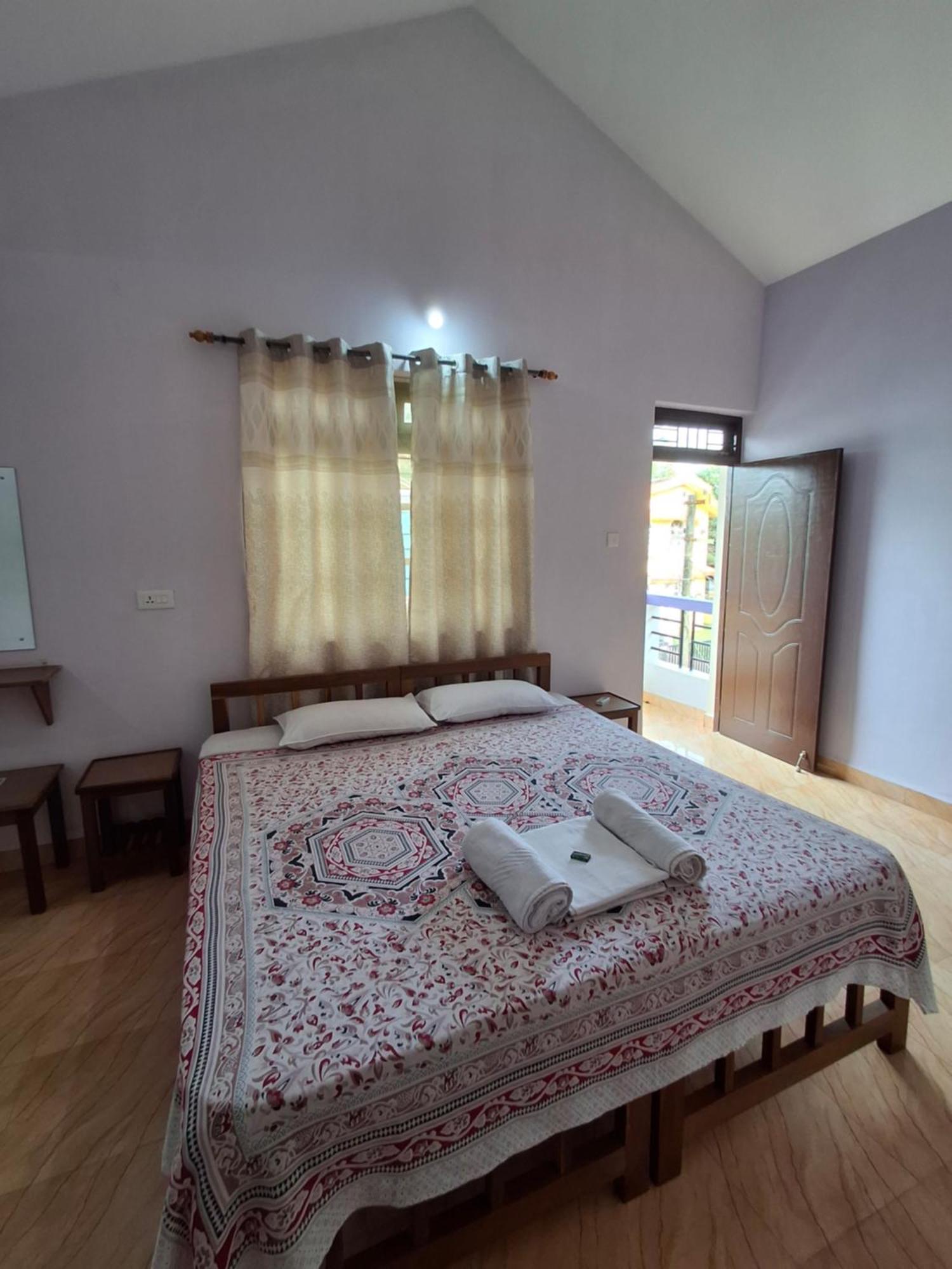 Lobo'S Guesthouse كافيلوسِم المظهر الخارجي الصورة